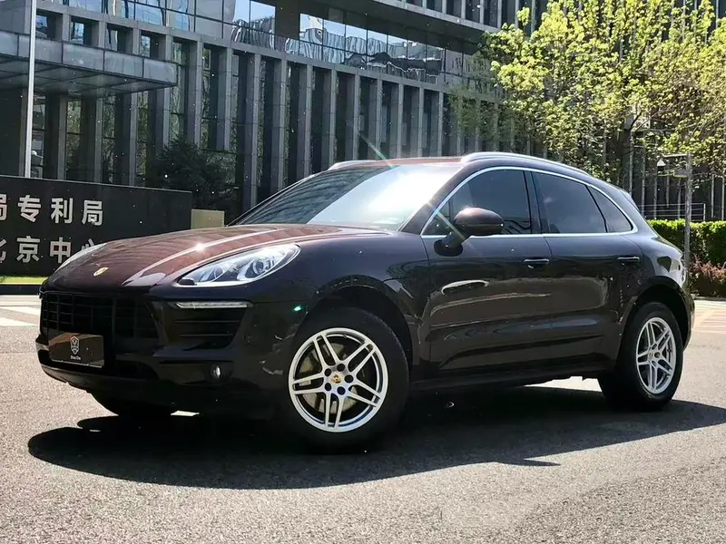 Porsche Macan, 2016