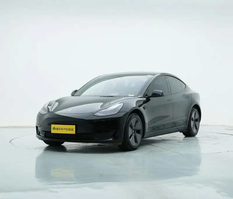 Tesla Model 3, 2022