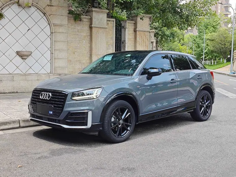 Audi Q2L, 2021