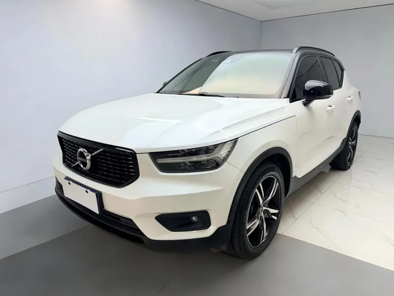 Volvo XC40, 2021