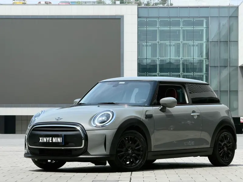 MINI MINI, 2022