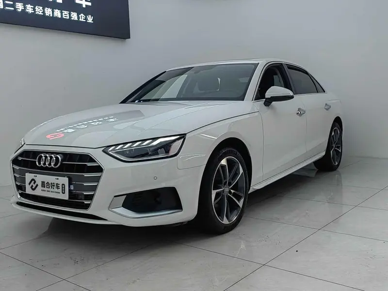 Audi A4L, 2020