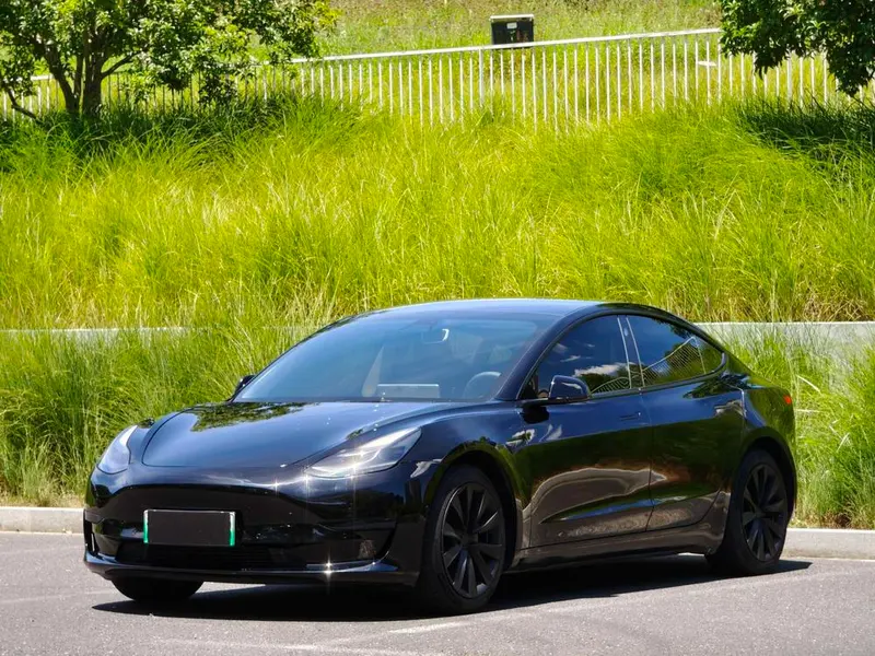 Tesla Model 3, 2021