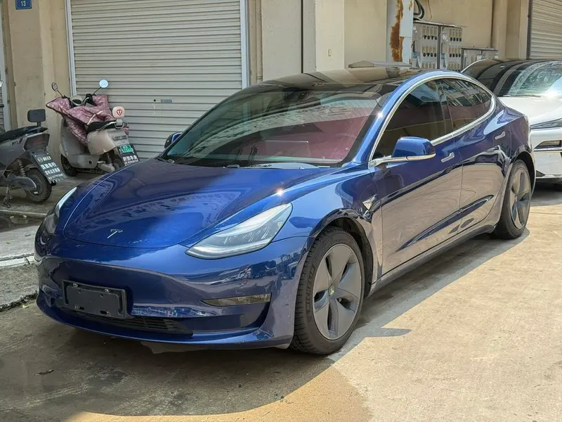 Tesla Model 3, 2020