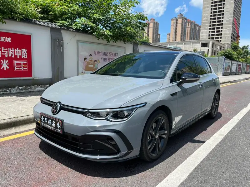 Volkswagen Golf, 2021