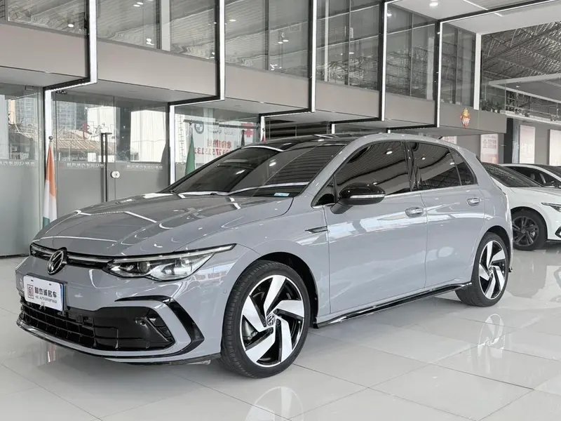 Volkswagen Golf, 2021