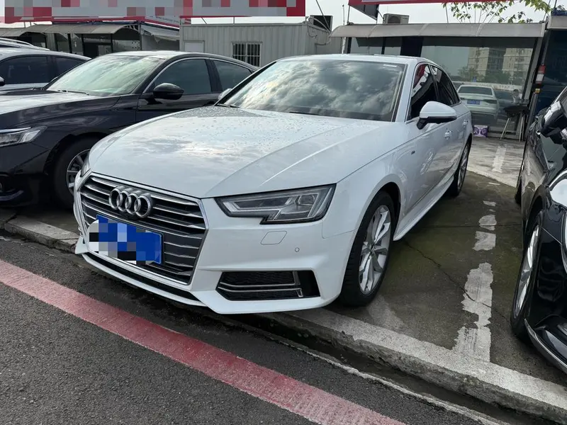 Audi A4L, 2018