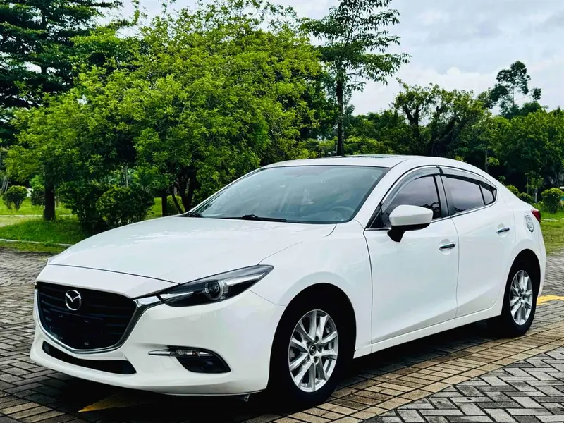 Mazda 3 Axela, 2017