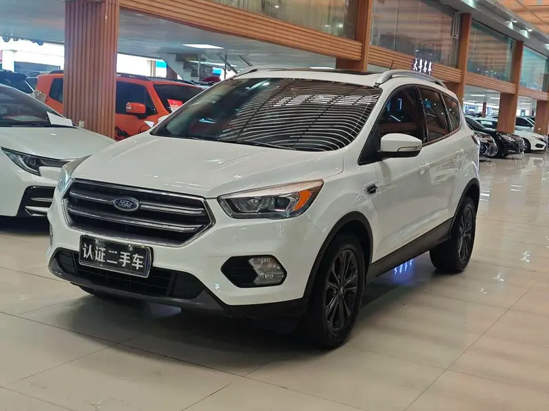 Ford Kuga, 2019