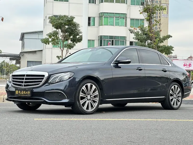 Mercedes-Benz E-Class, 2016