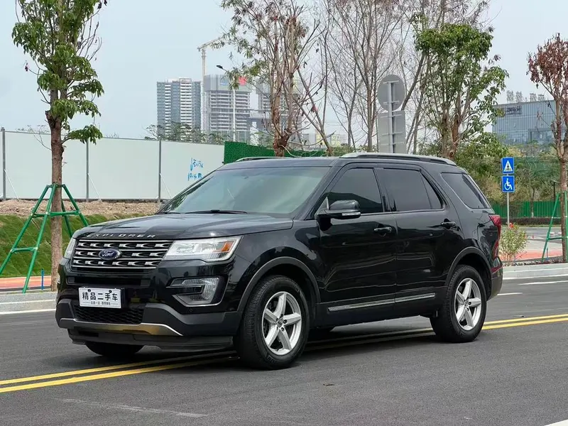 Ford Explorer, 2016