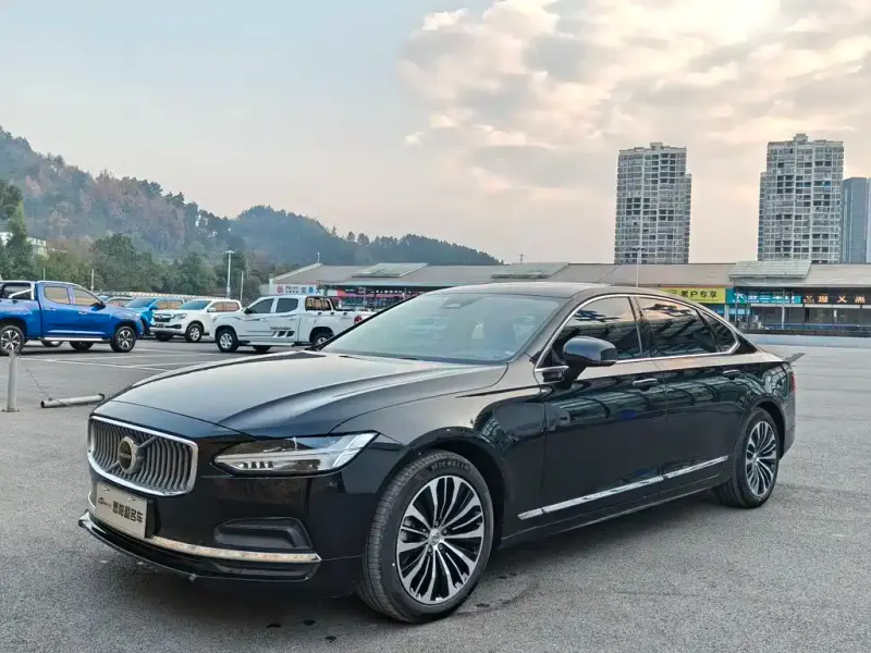Volvo S90, 2024