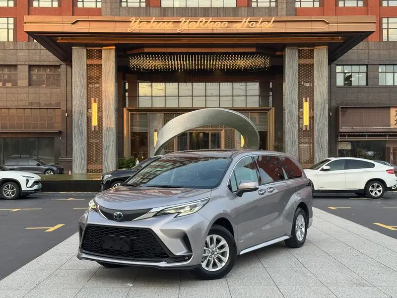 Toyota Granvia, 2023