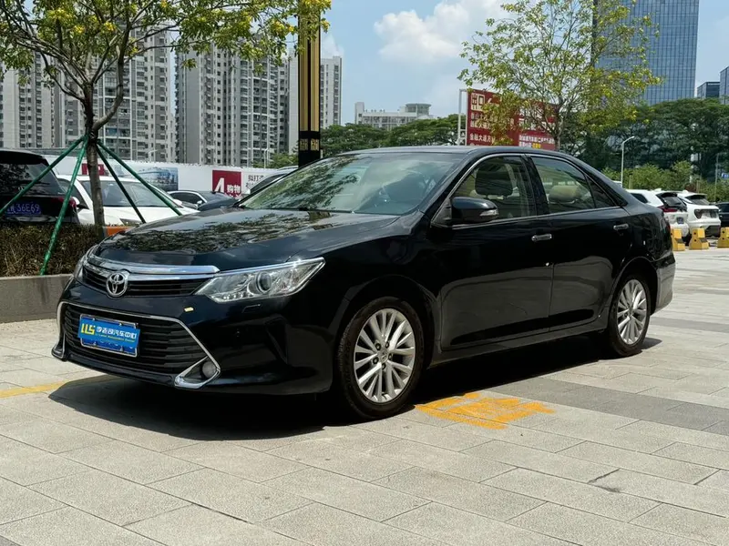 Toyota Camry, 2015