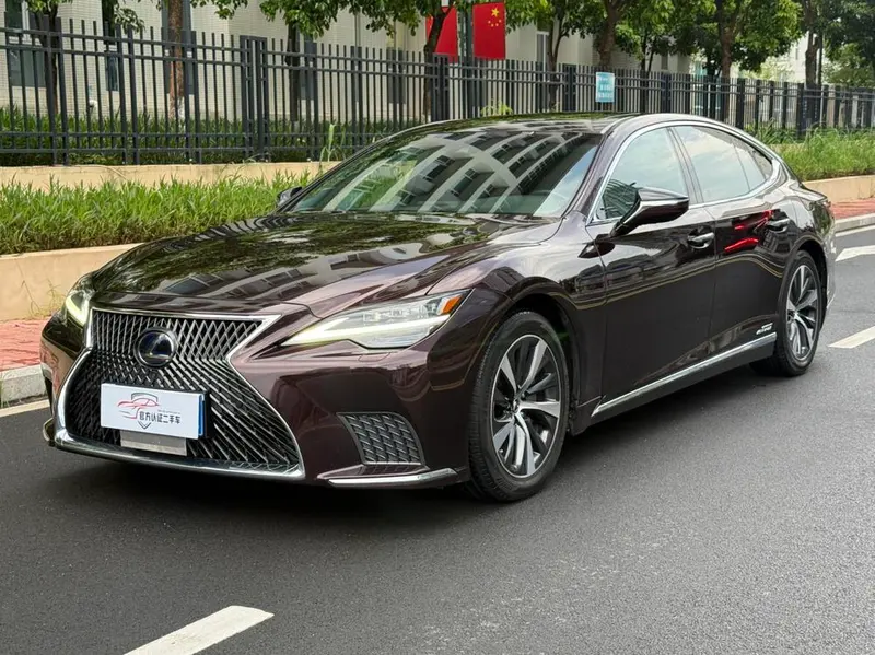 Lexus LS, 2021