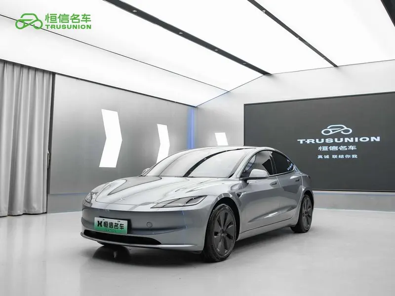 Tesla Model 3, 2023