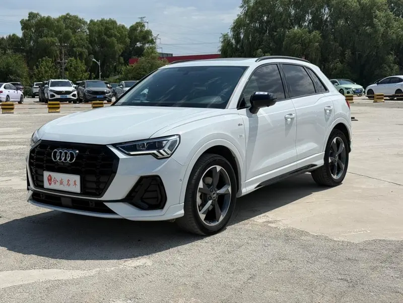 Audi Q3, 2022