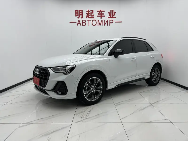 Audi Q3, 2023