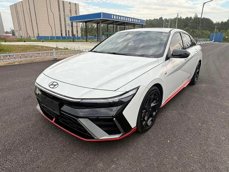 Hyundai Elantra, 2023