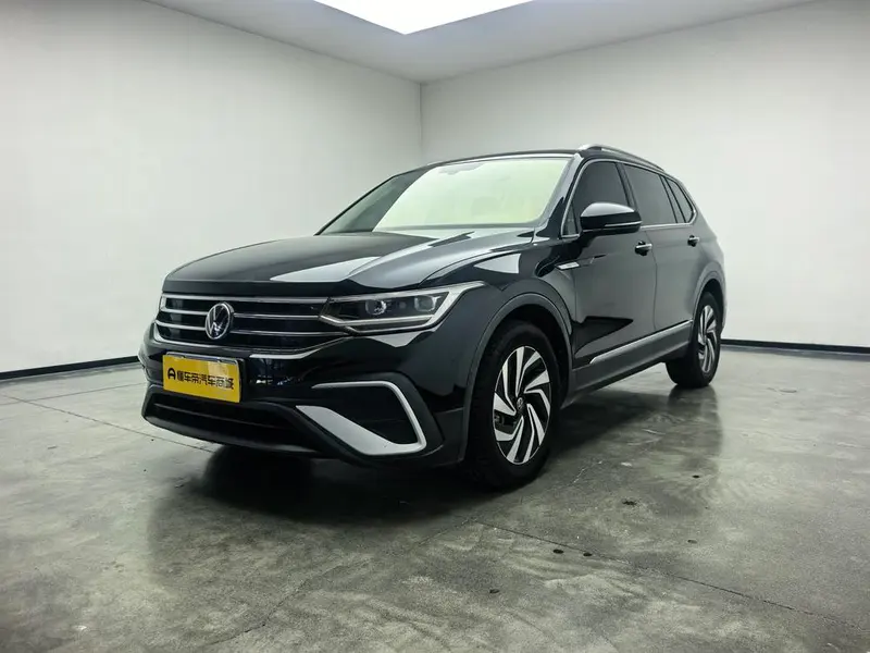 Volkswagen Tiguan L, 2022