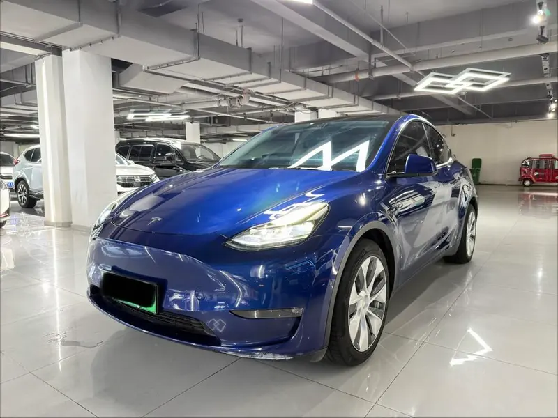 Tesla Model Y, 2021