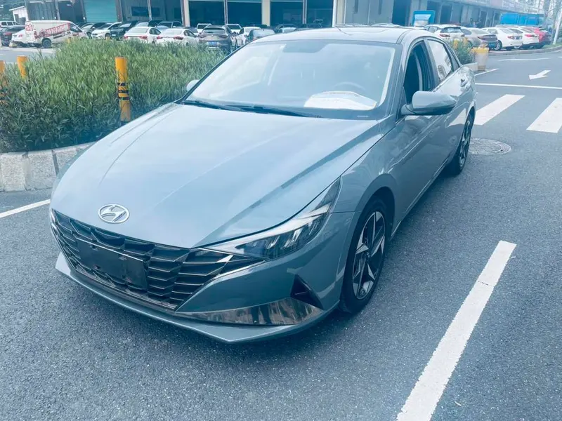 Hyundai Elantra, 2021
