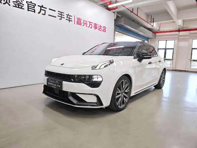 Lynk & Co 02 Hatchback, 2022
