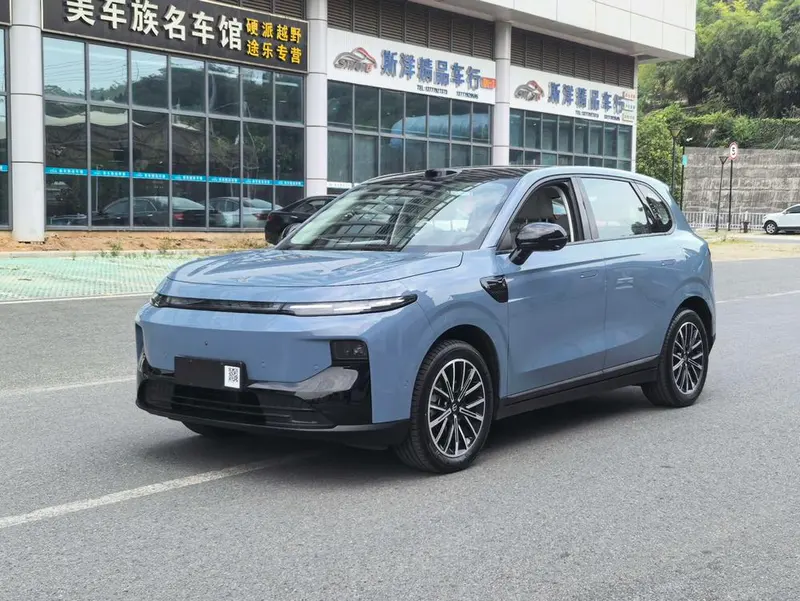 Leapmotor B10, 2025