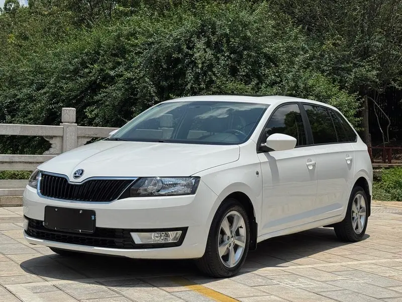Skoda Rapid Spaceback, 2014
