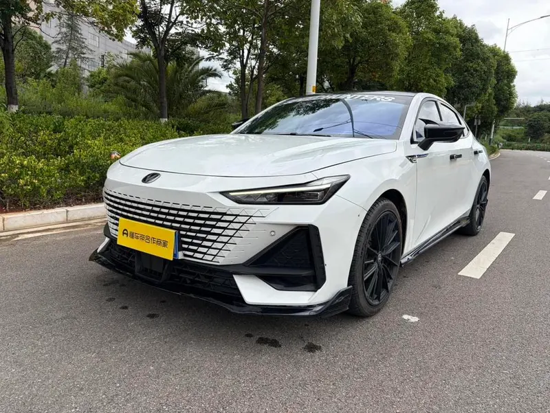 Changan UNI-V, 2023