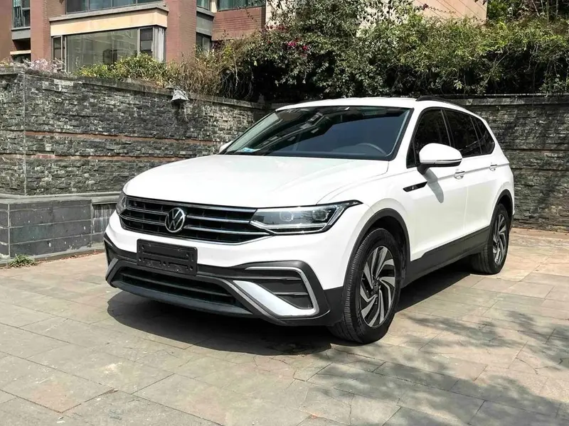Volkswagen Tiguan L, 2022