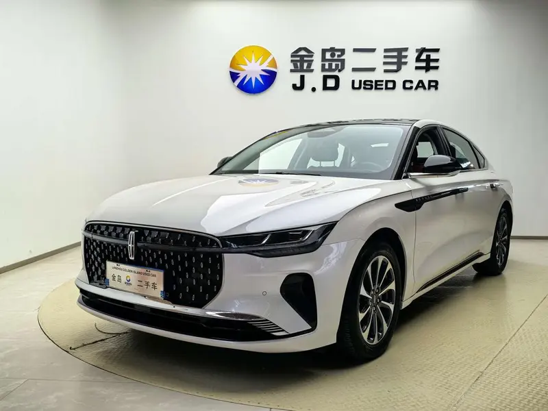 Lincoln Z, 2025