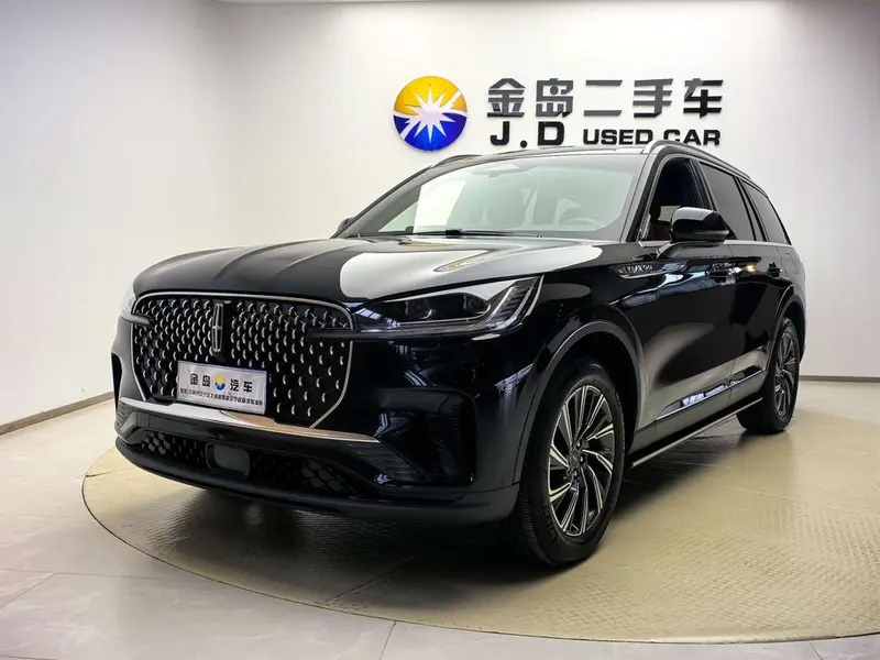 Lincoln Aviator, 2024