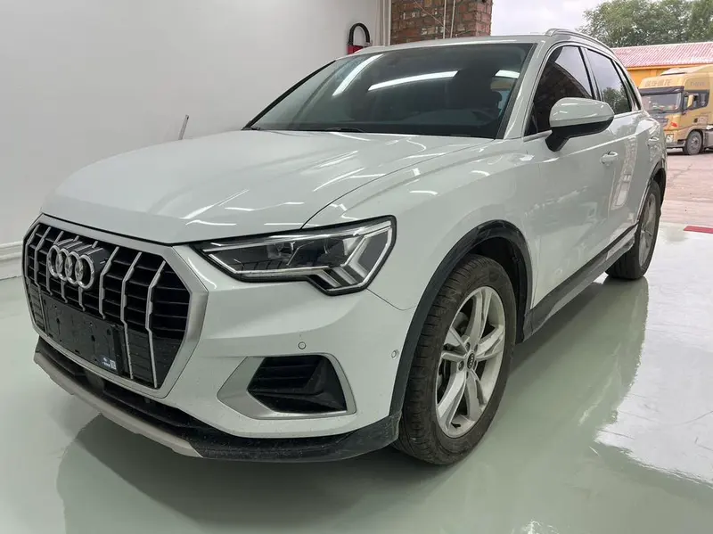 Audi Q3, 2022