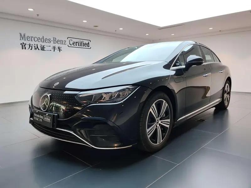 Mercedes-Benz EQE, 2025