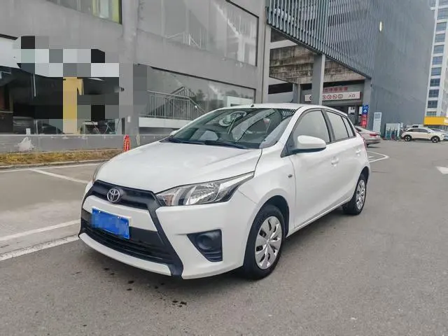 Toyota Yaris L, 2014