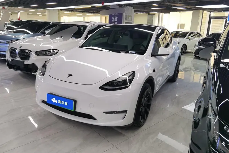 Tesla Model Y, 2023