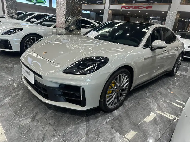 Porsche Panamera, 2024