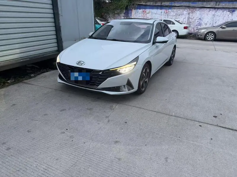 Hyundai Elantra, 2021
