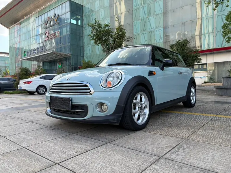 MINI MINI, 2011