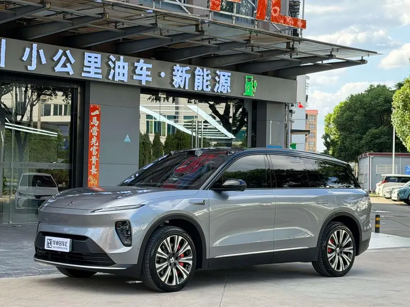 NIO ES8, 2024