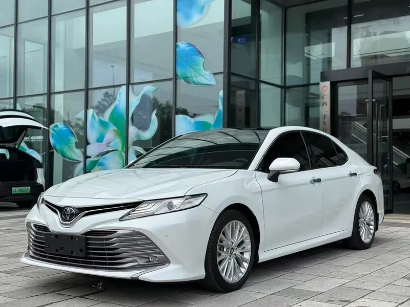 Toyota Camry, 2019