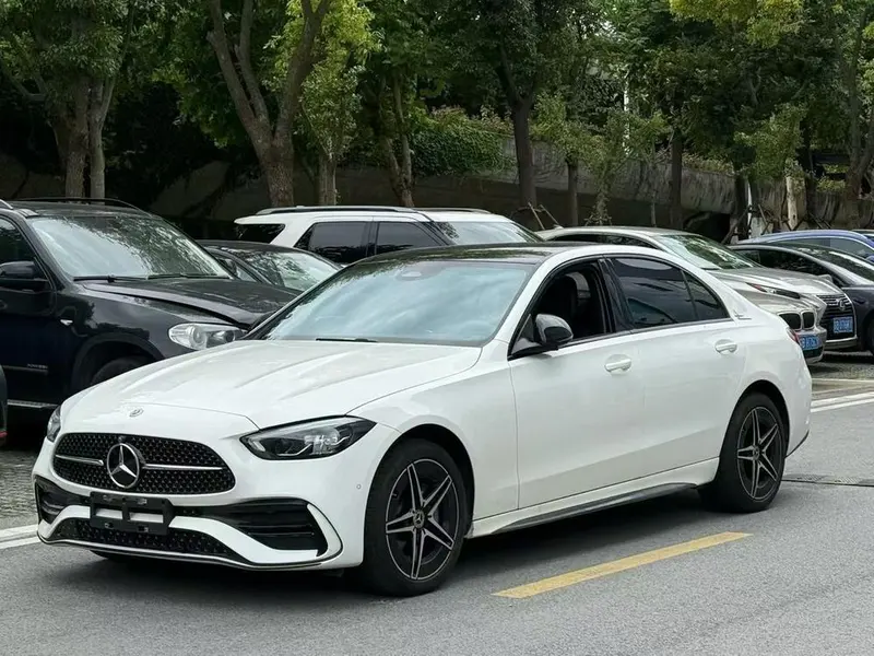 Mercedes-Benz C-Class, 2024