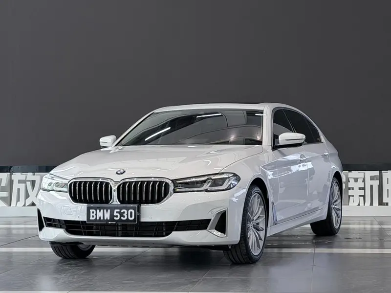 BMW 5-Series, 2021
