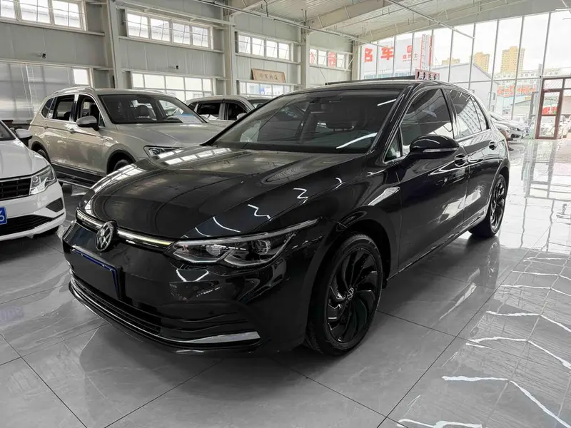 Volkswagen Golf, 2021