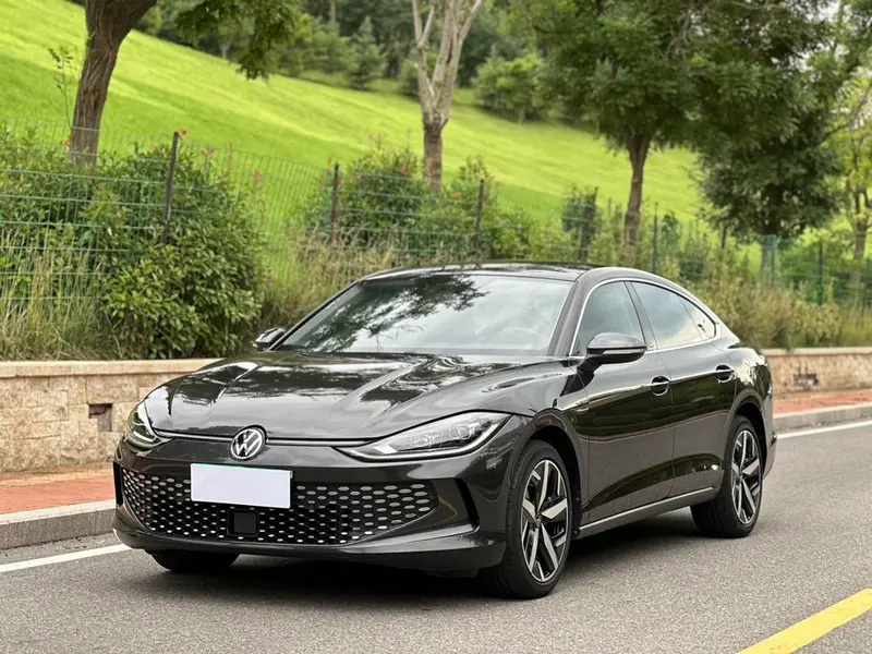 Volkswagen Lamando, 2023