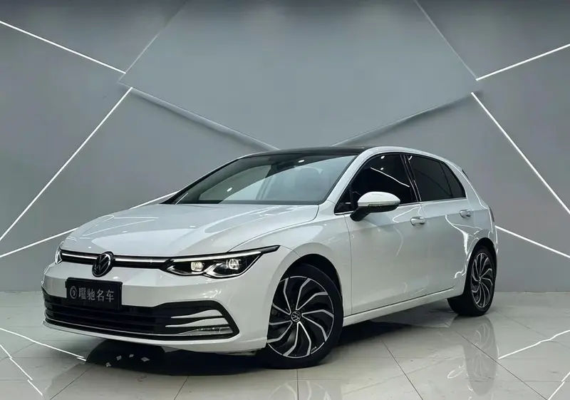 Volkswagen Golf, 2021