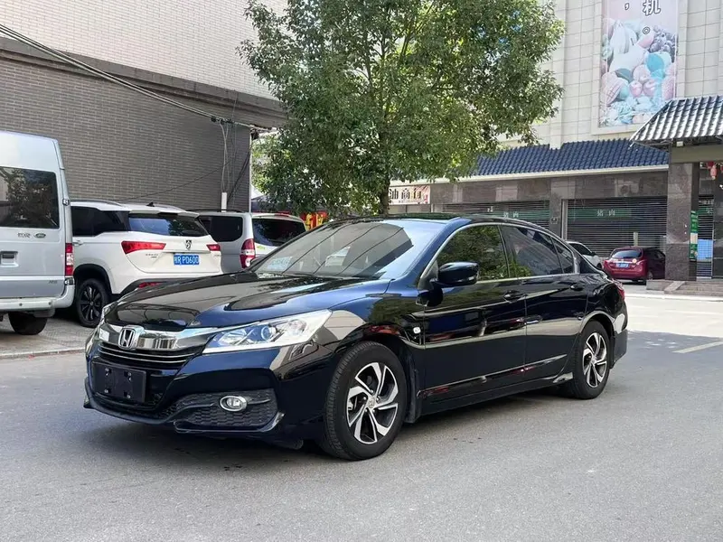 Honda Accord, 2016