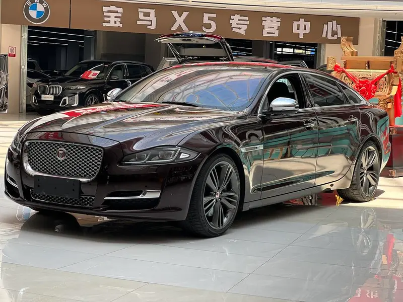 Jaguar XJ, 2016