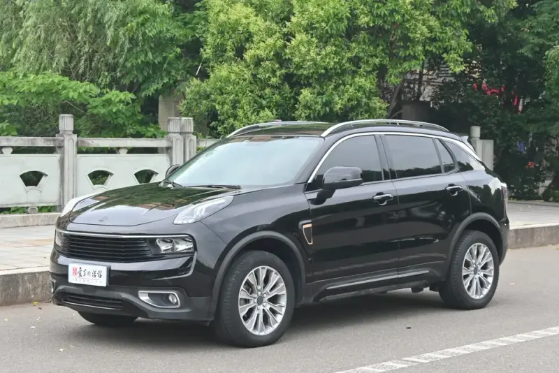 Lynk & Co 01, 2017